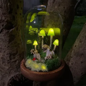 Green Mushroom Night Light with Cat, Ladybug and Dragonfly